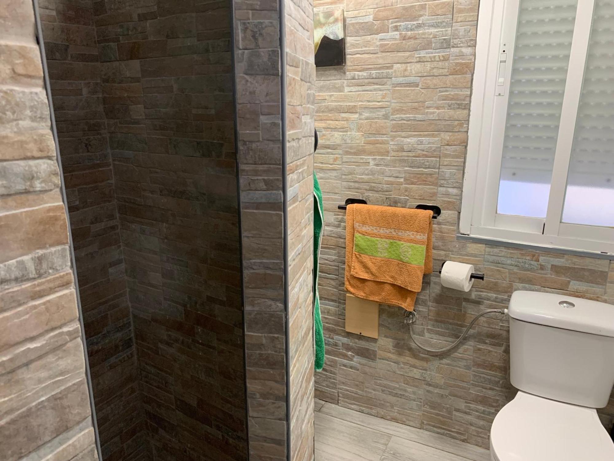 Apartamento Con Piscina Chiloeches Bagian luar foto
